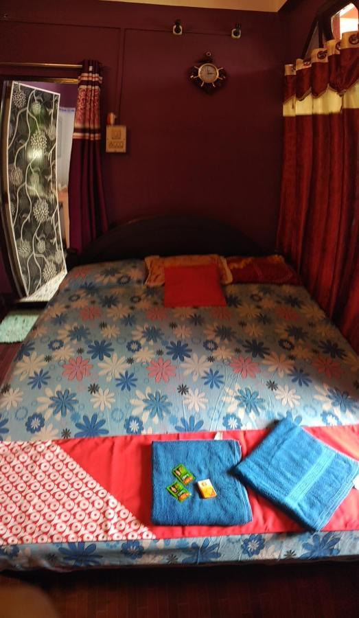 Homestay Dekapara Airport *