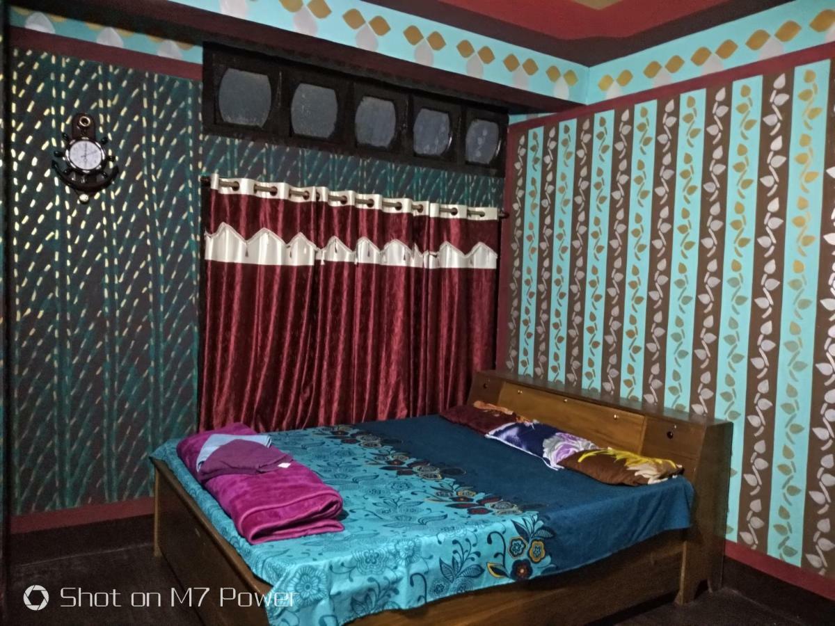 Dekapara Airport Homestay Kaharpara